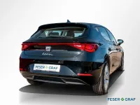 Używany Seat Leon Beats 116 KM (85 kW) 2022 Czarny Sedan/Limuzyna