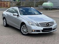 Gebraucht Mercedes E350 292 PS (214 kW) 2009 Silber Coupé