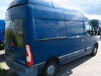 Gebraucht Opel Movano 125 PS (91 kW) 2015 Signalblau Van