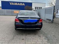 gebraucht Mercedes E220 d 9G-TRONIC AMG Line