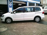 Gebraucht VW Sharan Trendline 140 PS (102 kW) 2012 Candyweiß Van / Kleinbus