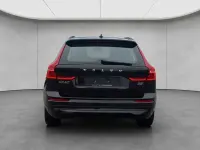 Gebraucht Volvo XC60 Core 250 PS (183 kW) 2024 Schwarz SUV