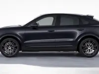 Gebraucht Porsche Cayenne 470 PS (345 kW) 2024 Schwarz SUV