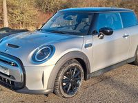 Gebraucht Mini Cooper SE Classic 135 kW (184 PS) 2023 Silber Kleinwagen