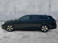Gebraucht VW Passat Elegance 150 PS (110 kW) 2025 Grenadillschwarz metallic Kombi