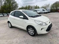 Gebraucht Ford Ka Trend 69 PS (50 kW) 2014 Crystalweiß Kleinwagen