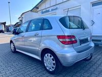 Gebraucht Mercedes B180 109 PS (80 kW) 2008 Silber Van / Kleinbus