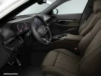 Gebraucht BMW 520 M Sport 208 PS (152 kW) 2025 Mineralweiß metallic Kombi