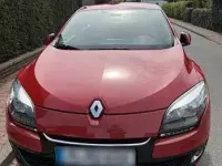 Gebraucht Renault Mégane Initiale Paris 101 PS (74 kW) 2013 Rot Limousine