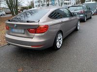 Gebraucht BMW 318 143 PS (105 kW) 2013 Gold Limousine