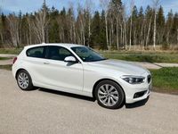 gebraucht BMW 118 i Advantage neuer TüV wenig km