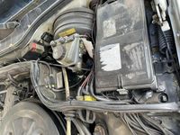 Gebraucht Mercedes S260 185 PS (136 kW) 1985 Silber Limousine