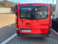 Gebraucht Renault Trafic 115 PS (84 kW) 2014 Rot Van / Kleinbus