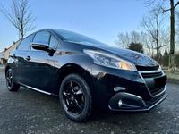 gebraucht Peugeot 208 PureTech 82 Style*Pano*PDC*SHZ*8FachBereift