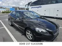 Gebraucht Volvo V40 Kinetic 120 PS (88 kW) 2016 Schwarz Limousine