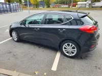 Używany Kia Ceed 130 KM (95 kW) 2014 Czarny Hatchback