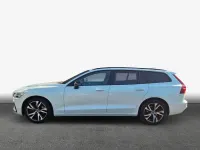 Gebraucht Volvo V60 Plus 197 PS (144 kW) 2025 Weiß Kombi