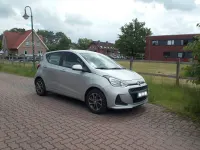 Gebraucht Hyundai i10 Trend 67 PS (49 kW) 2018 Silber Kleinwagen