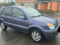 Gebraucht Ford Fusion 100 PS (73 kW) 2006 Blau Kleinwagen