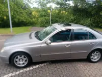 Gebraucht Mercedes E220 Classic 150 PS (110 kW) 2005 Beige Limousine