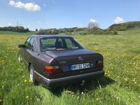 Gebraucht Mercedes 200 75 PS (55 kW) 1991 Limousine