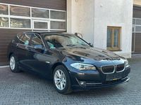 Gebraucht BMW 520 Sport Line 184 PS (135 kW) 2012 Grau Kombi
