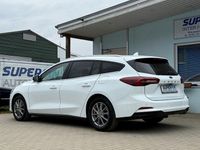 Gebraucht Ford Focus Titanium 116 PS (85 kW) 2025 Weiß Limousine
