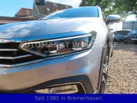 Gebraucht VW Passat Alltrack 200 PS (147 kW) 2022 Silber Kombi