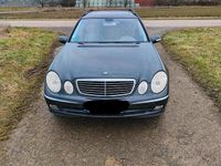 Gebraucht Mercedes E320 204 PS (150 kW) 2003 Grün Kombi