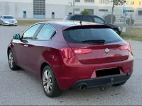 Gebraucht Alfa Romeo Giulietta 105 PS (77 kW) 2012 Rot Kleinwagen