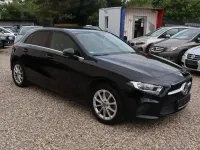Gebraucht Mercedes A250 160 PS (117 kW) 2022 Schwarz Kleinwagen