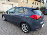 Gebraucht Kia Ceed Vision 128 PS (94 kW) 2012 Grün Kleinwagen