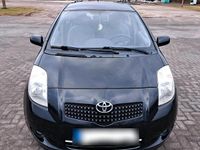 Gebraucht Toyota Yaris 87 PS (63 kW) 2009 Schwarz Kleinwagen