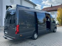 Gebraucht Mercedes Sprinter 190 PS (139 kW) 2022 Grau Van