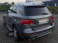 Gebraucht Mercedes GLE250 204 PS (150 kW) 2016 Grau SUV