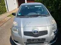 Gebraucht Toyota Yaris 87 PS (63 kW) 2008 Grau Kleinwagen