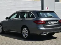 Gebraucht Mercedes C180 156 PS (114 kW) 2019 Grau Limousine
