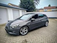 Używany Opel Astra Dynamic 150 KM (110 kW) 2016 Szary Sedan/Limuzyna