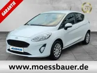Gebraucht Ford Fiesta Cool & Connect 95 PS (69 kW) 2019 Weiß Limousine