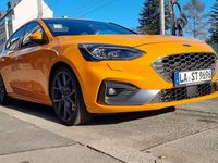 Gebraucht Ford Focus Performance Edition 300 PS (220 kW) 2019 Orange Limousine