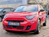 Gebraucht Fiat 600E Red 114 kW (156 PS) 2024 Rot SUV
