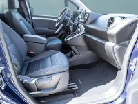 Gebraucht Mercedes T180 131 PS (96 kW) 2025 Blau Van / Kleinbus