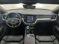 Gebraucht Volvo S60 Plus 455 PS (334 kW) 2025 Crystal white pearl (metallic) Limousine