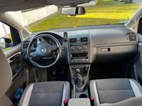 Gebraucht VW Touran 140 PS (102 kW) 2013 Schwarz Van / Kleinbus