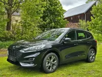 Gebraucht Ford Kuga ST-Line 150 PS (110 kW) 2024 Schwarz SUV