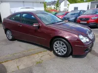 Gebraucht Mercedes C180 143 PS (105 kW) 2008 Rot Coupé
