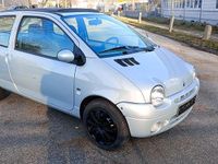 Gebraucht Renault Twingo 75 PS (55 kW) 2004 Silber Kleinwagen