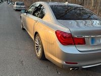 Second-hand BMW 730 245 CP (180 kW) 2009 Gri Berlinǎ