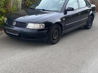 Gebraucht VW Passat 102 PS (75 kW) 1999 Schwarz Limousine