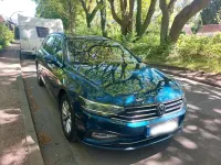 Gebraucht VW Passat 149 PS (109 kW) 2021 Blau Kombi